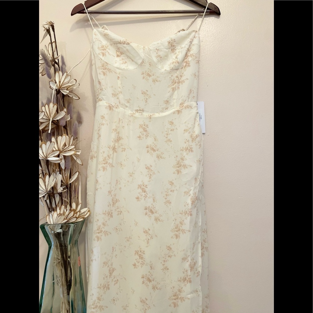 Reformation kourtney dress in RISO - Picture 4 of 11